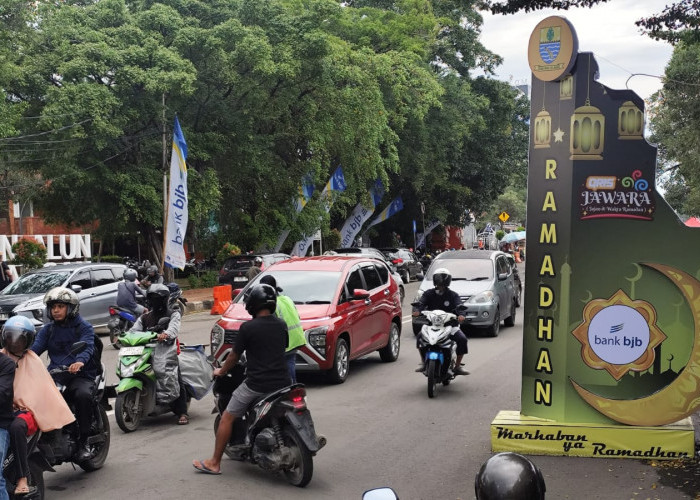 Soal Keluhan Pedagang Pasar Takjil, Edo: Akan Saya Evaluasi