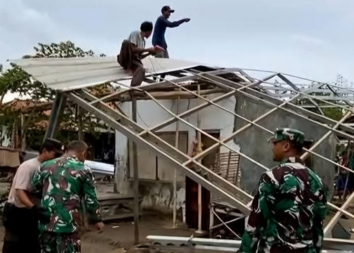 Angin Kencang Terjang 23 Rumah di Kabupaten Indramayu, Tidak Ada Korban Jiwa