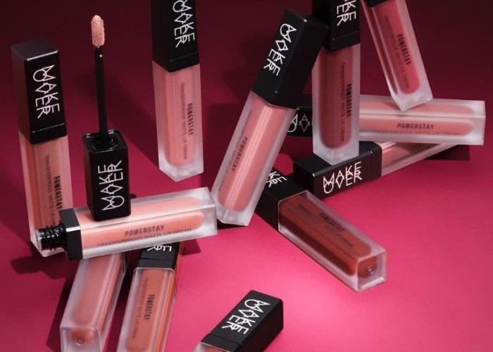 10 Rekomendasi Lipstik Awet 12 Jam Terbaik 2026, Anti Badai dan Tetap Lembap!