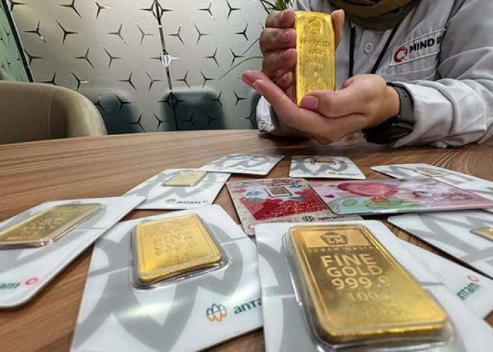 Harga Emas Antam Turun Rp48.000 per Gram? 