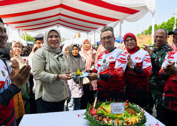 UMKM Topang 97 Persen Ekonomi Cirebon, Koperasi Diminta Jadi Offtaker