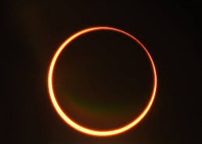 Gerhana Matahari Cincin: Bagaimana  Cara Menyikapinya Berdasarkan Pandangan Islam? 