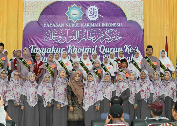 Perdana, Rumah Qur'an al-Karimah Wisuda Santri Tahfidz