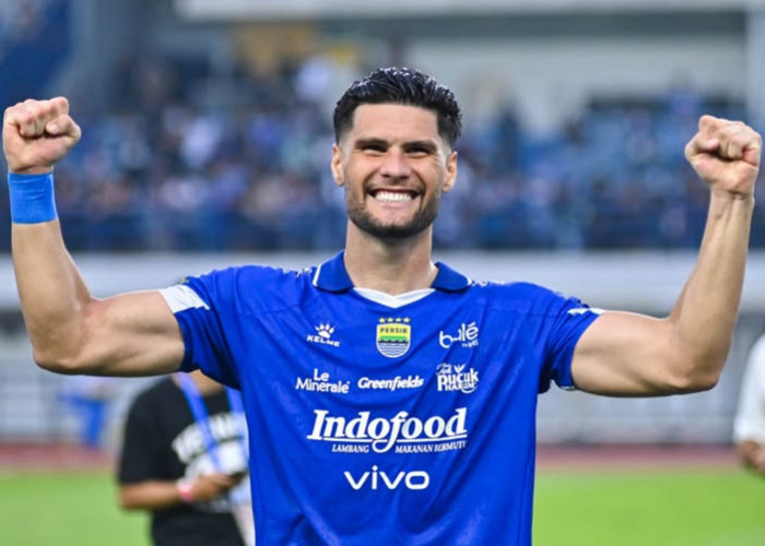 Hasil Pertandingan Persib Bandung vs Persik Kediri Julio Cesar Penyelamat Maung Skor 1-0