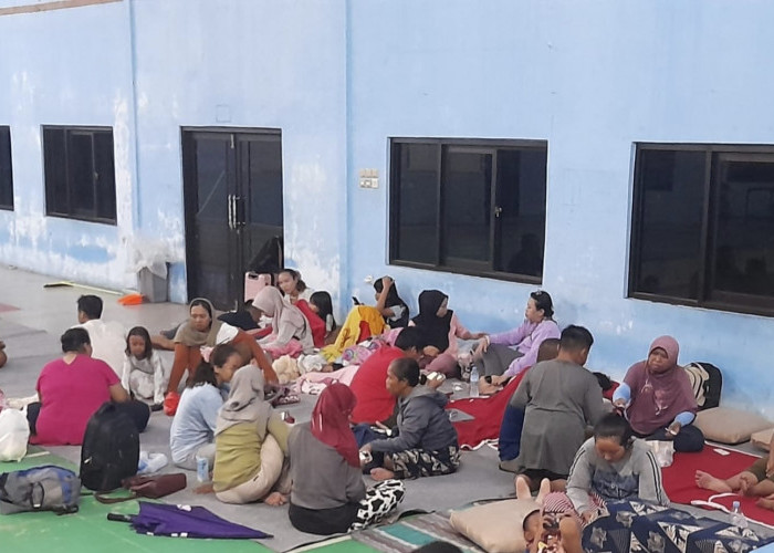 Banjir Rendam Desa Dawuan, Warga Terpaksa Mengungsi ke GOR