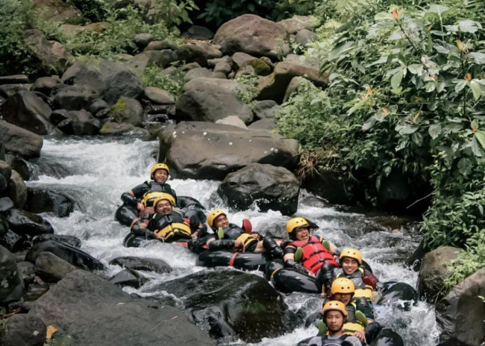 Memacu Adrenalin di Tengah Kesejukan Alam, Cikadongdong River Tubing Rajagaluh Majalengka 