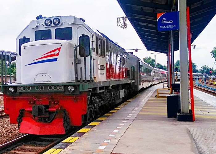 Cek Jadwal Kereta Api Jarak Jauh Cirebon Imbas Kecelakaan Bekasi dan Perubahan Rute Memutar via Bandung
