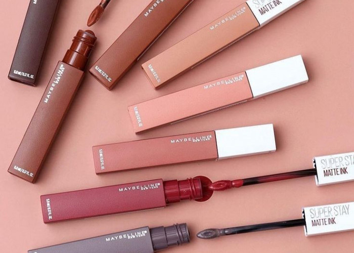 7 Rekomendasi Lipstik Awet 12 Jam yang Tidak Bikin Bibir Kering