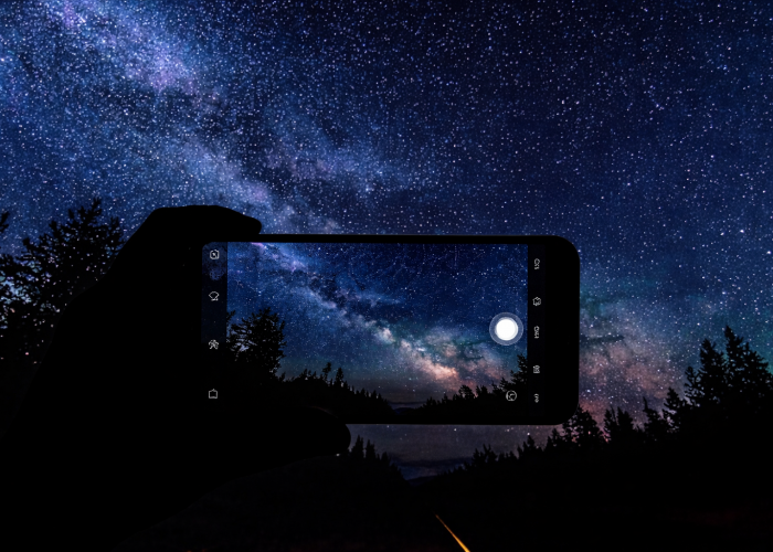 Cara Memotret Fenomena Langit Malam Hanya dengan Kamera HP