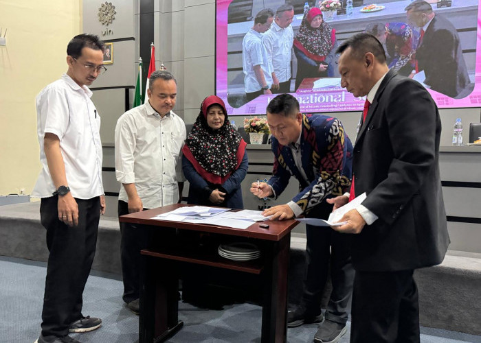 BKI UIN Siber Cirebon Mengikuti Seminar Internasional dan Jalin Kerjasama dengan PEKA Malaysia