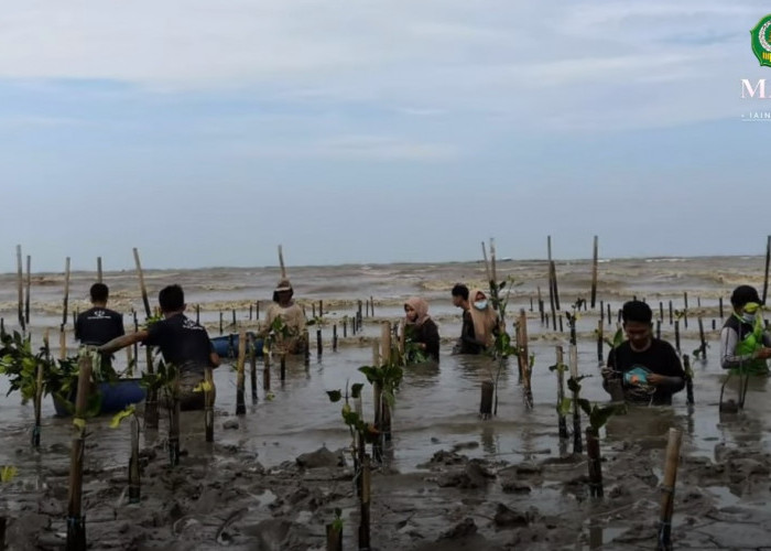 MAHAPEKA IAIN Cirebon Raih Penghargaan Bergengsi dari Dinas Kehutanan Jawa Barat