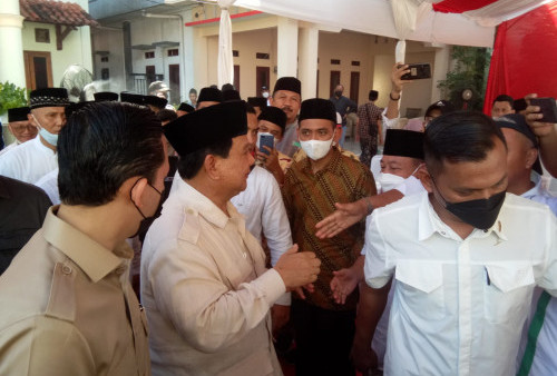 Prabowo Merasa Nyaman di Buntet, Minta Doa untuk Kebaikan Bangsa