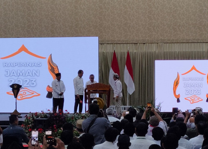 Buka Rapimnas Jaman di Kota Cirebon, Presiden Jokowi: Mereka Pekerja Lapangan, Saya Suka!