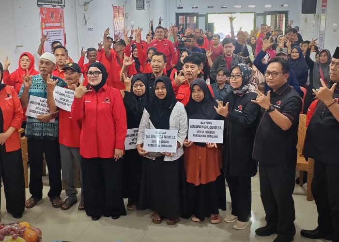 Pengurus DPC PDIP Kuningan 2025-2030 Kantongi SK DPP, Konsolidasi Diwarnai Baksos dan Bantuan Rutilahu