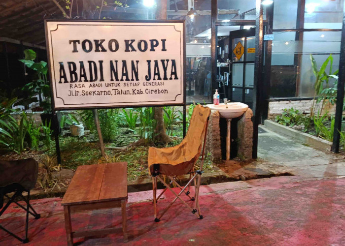 Belanja Biji, Ngopi hingga Cerita Masa Lalu di 