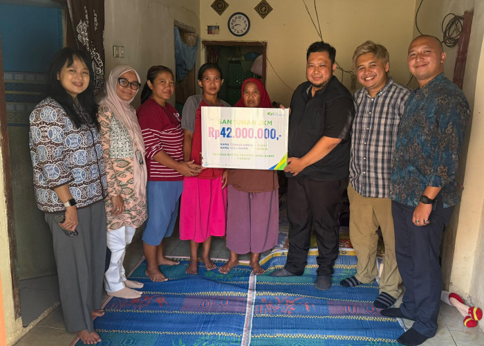 Ahli Waris Kuncen Keraton Kanoman Terima Santunan JKM Rp42 Juta dari Program BPJS Gratis KDM