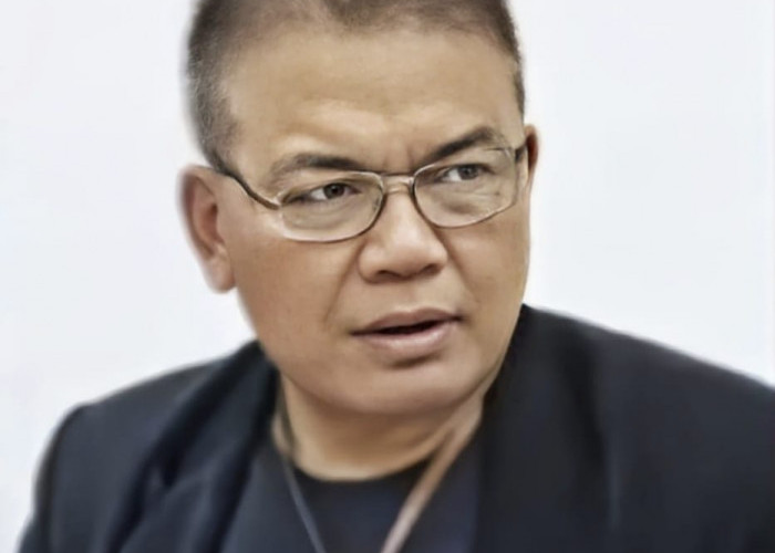 Sebuah Kado Akhir Tahun: Menakar Kepemimpinan Imron antara Harapan dan Kenyataan