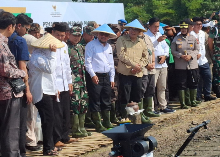 Percepatan Pengentasan Kemiskinan Melalui Industriliasi Pertanian Berbasis Digital dan KMP Taskin di Cirebon