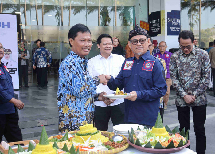 Pemerintah Daerah, Buruh dan Pengusaha di Kota Cirebon Peringati May Day Bersama