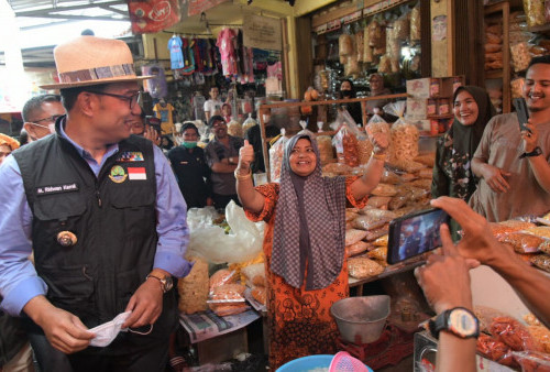 Resmikan Revitalisasi Pasar Kepuh Kuningan, Ridwan Kamil: Promosikan dan Jaga Ketertiban Pedagang