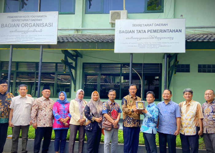 Komisi I DPRD Kabupaten Cirebon Kunjungi Yogyakarta untuk Pelajari Pelimpahan Kewenangan Bupati