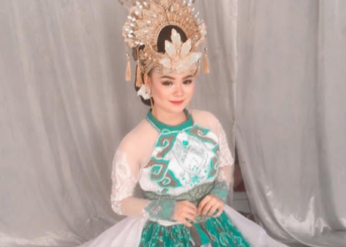 Rara Kota Cirebon 2022, Ratu Stevanny Herlianingrat Penari, Berprestasi, Kuliah di PTN Ternama