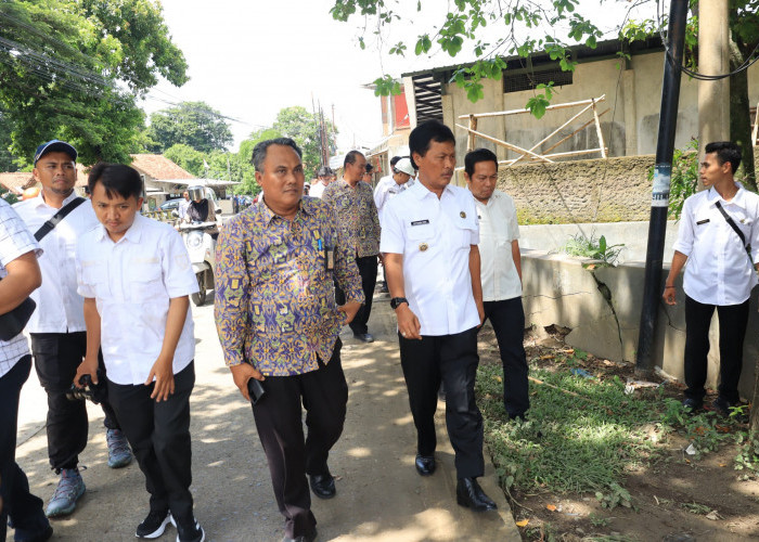 Tuntaskan Persoalan Banjir Tahunan, Wali Kota Bersama Kepala BBWS Cimancis Tinjau Sungai Cikenis