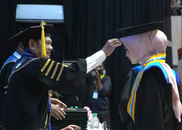 UGJ Cirebon Gelar Wisuda ke-78, Rektor Lepas 749 Lulusan Siap Hadapi Tantangan Global