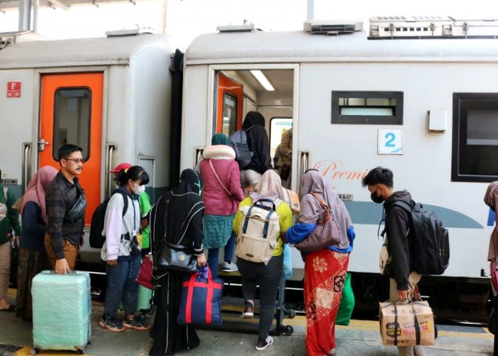 4 Juta Penumpang Pakai Kereta Api Selama 2025