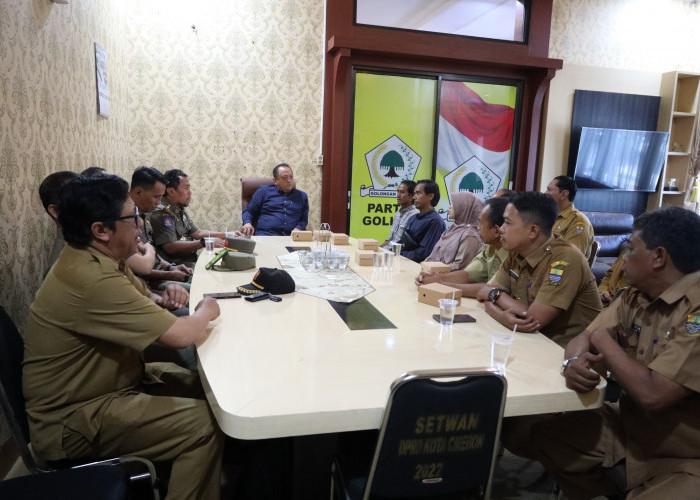 Ketua DPRD Kota Cirebon Undang Warga Pembuang Sampah untuk Klarifikasi