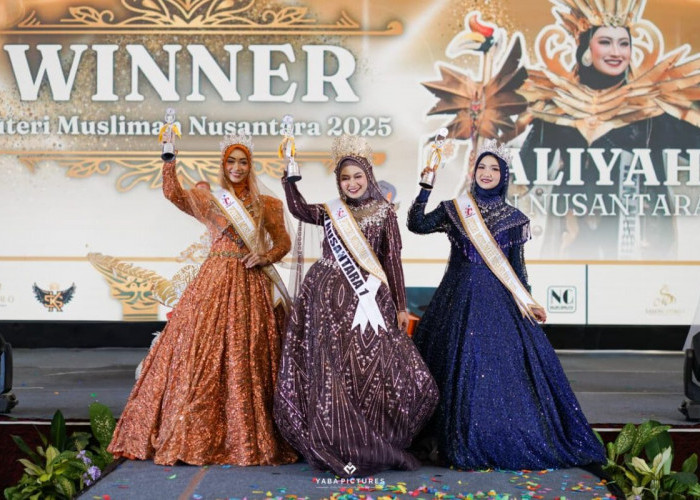 Mahasiswi Hukum Keluarga UIN Siber Cirebon, Fitri Ayu Khoirunnisa Raih Runner Up 2 Puteri Muslim 2025