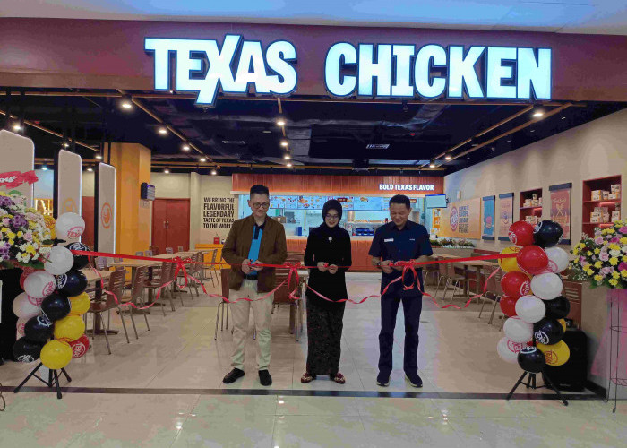 Gebrakan Unik Texas Chicken, Bawa Promo 'Hemat BBM' Saat Menyapa Penikmat Kuliner di Cirebon