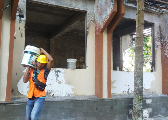 Kantor DPRD Kabupaten Cirebon Diperbaiki Dari Anggaran Kementerian