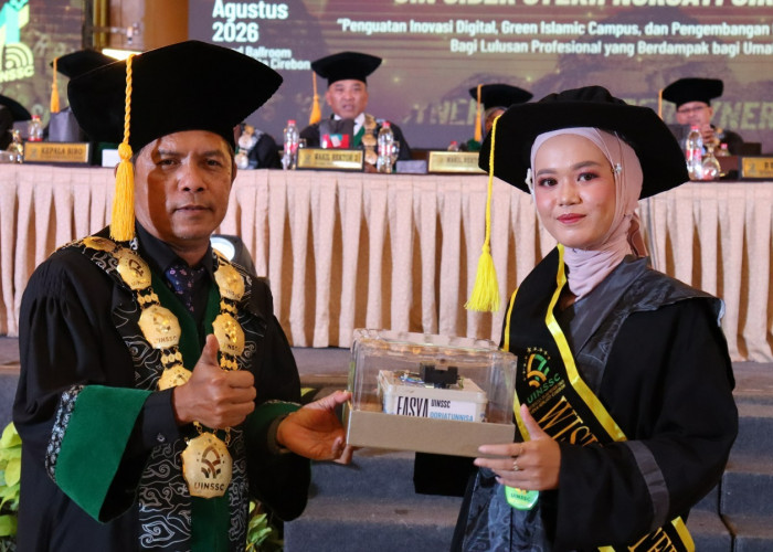 Mahasiswa UIN Siber Cirebon Qoriatunnisa Buktikan Ilmu Falak Bisa Berpadu dengan Teknologi