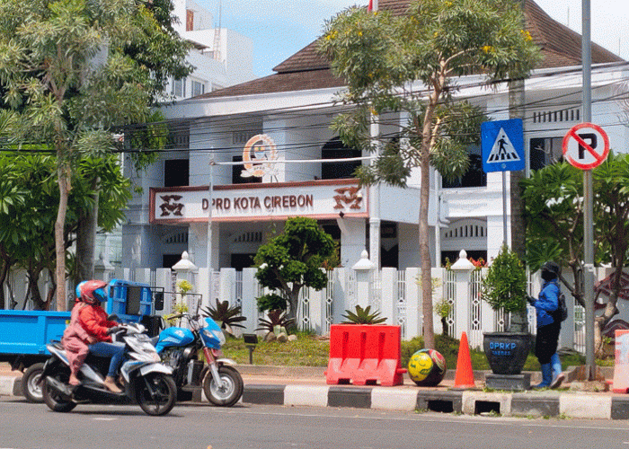 Maksimalkan Penghijauan di Jalur Utama Kota Cirebon