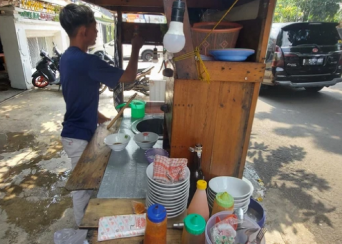 5 Fakta Unik Gerobak Mie Ayam, Simak Penjelasannya!