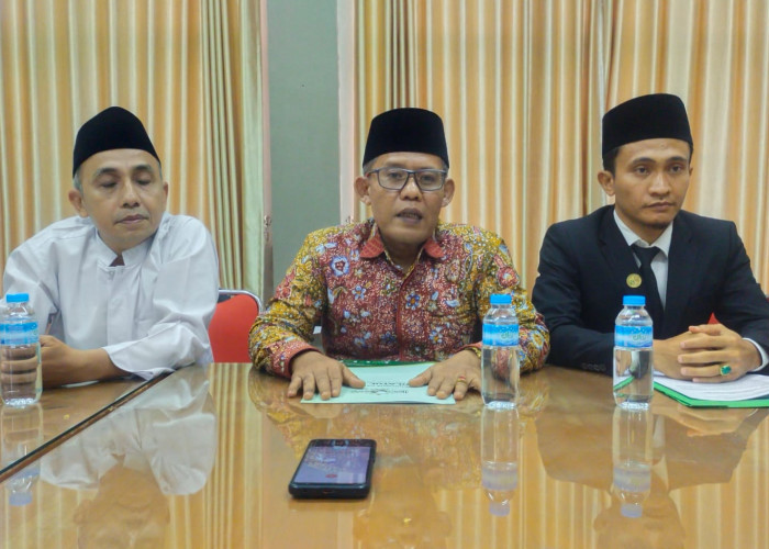 PCNU Kabupaten Cirebon Rayakan Satu Abad NU dengan Istighosah dan 100 Tumpeng