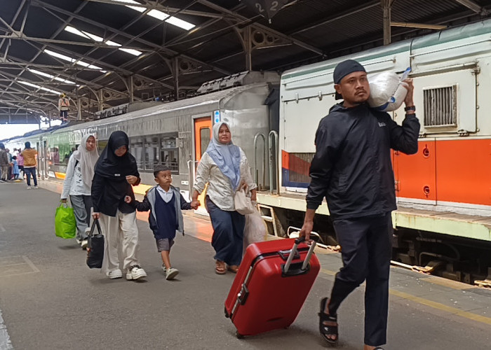 Arus Balik Lebaran Idul Fitri 1447 H Mulai Meningkat, Daop 3 Cirebon Kebanjiran 13000 Penumpang