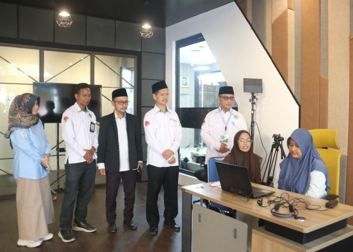 Peserta Difabel Netra Ikuti UM-PTKIN 2026 di UIN Siber Syekh Nurjati Cirebon, Bukti Nyata Kampus Inklusif