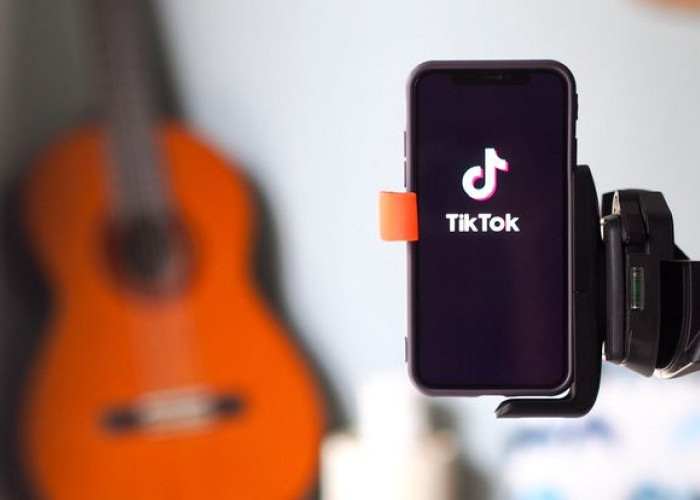 Modal Smartphone Saja: Panduan Lengkap Memulai Live Streaming Profesional di TikTok