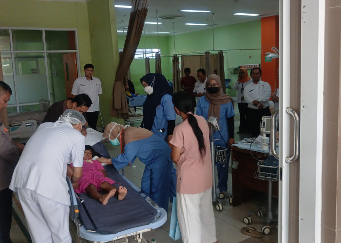 Korban Keracunan Tembus 331 Orang, Disdik Liburkan Sekolah, BGN Stop Operasi SPPG Kalijaga Lima