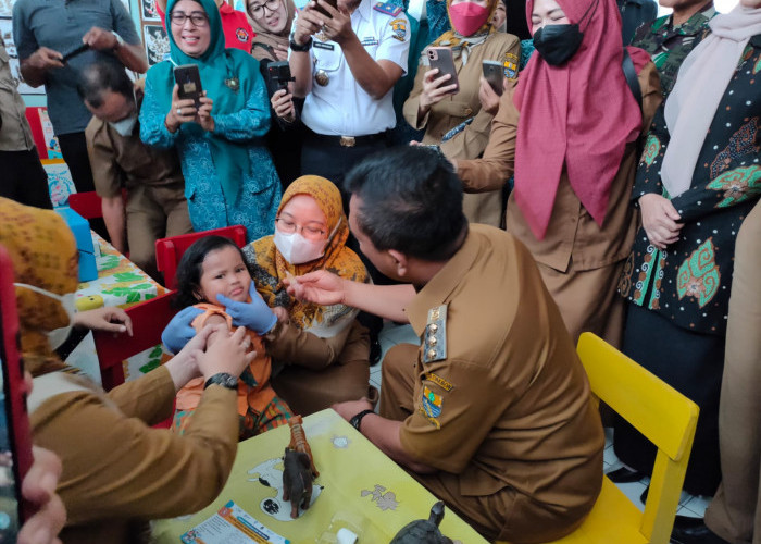 23 Ribu Balita di Kota Cirebon Jadi Sasaran Imunisasi Polio Serentak