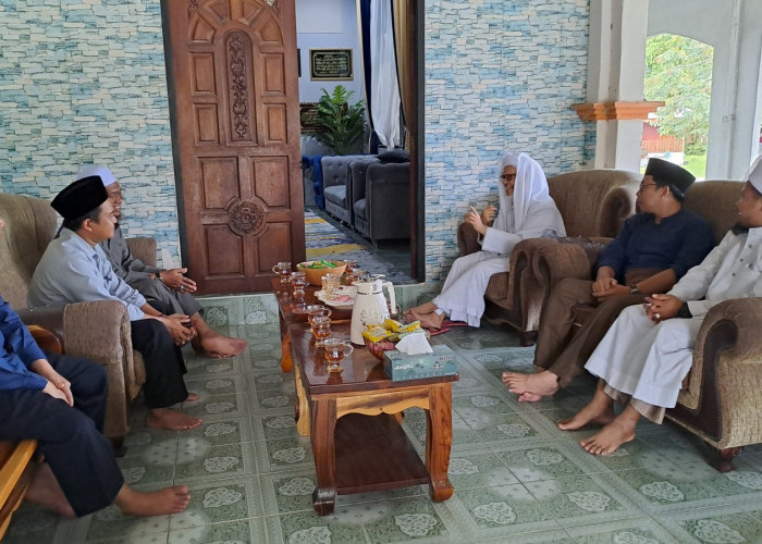 Tim PkM UIN Siber Cirebon Temui Ulama Kharismatik Pattani dan Ziarahi Situs Bersejarah Islam