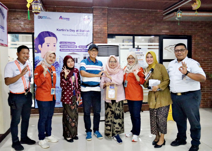 Hari Kartini, KAI Daop 3 Cirebon Gelar Lomba Baca Puisi dan Shopping At Station