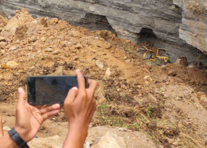 Tebing Eks Galian C Argasunya Longsor, Dua Penggali Pasir Diduga Tertimbun
