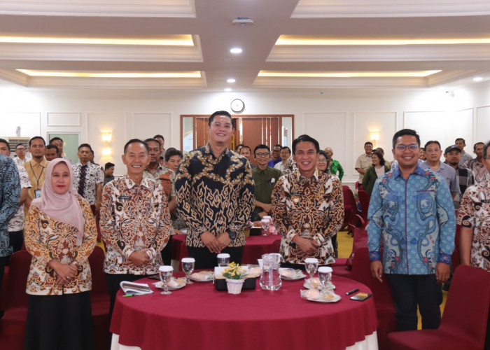 Pemkab Cirebon Siapkan Regulasi Petambak Garam, OJK Buka Akses Pembiayaan Perbankan