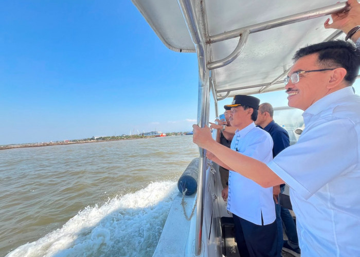 Edo Dukung Perencanaan Tanggul Laut Pantura, Perkuat Perlindungan Pesisir dan Pengembangan Kawasan