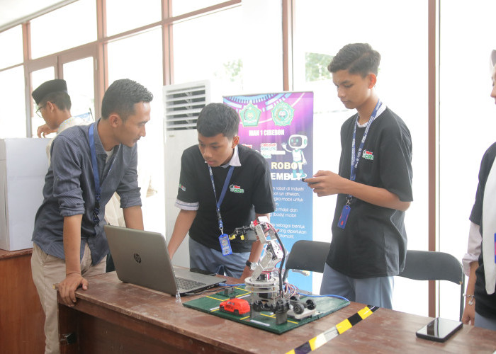 Perdana di Cirebon, UMC Gelar Lomba Robotika Tingkat Nasional