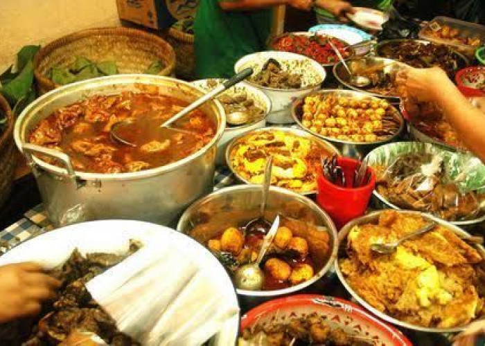 5 Rekomendasi Kuliner Malam di Cirebon yang Legendaris, Rasanya Bikin Ketagihan!