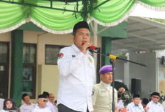 Peringatan HAB ke-80 Kemenag RI, Rektor UIN Siber Cirebon Resmikan Peluncuran Produk Cyber Water